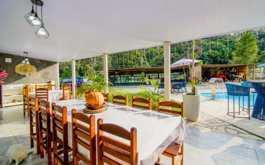 Chácara para eventos com piscina próximo de SP 21142